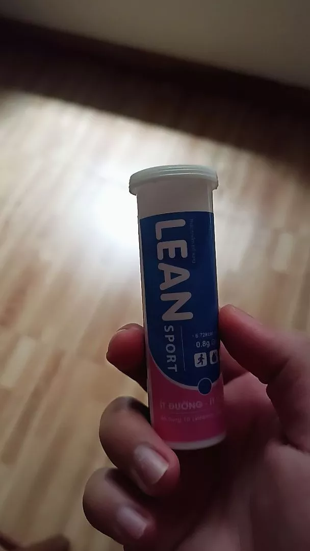 Ảnh viên sủi điện giải Lean Sport từ khách hàng linh***